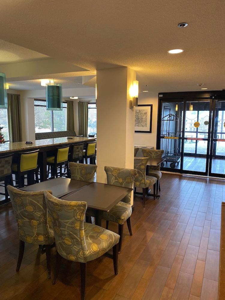Spark By Hilton Colorado Springs I 25 Central Bagian luar foto