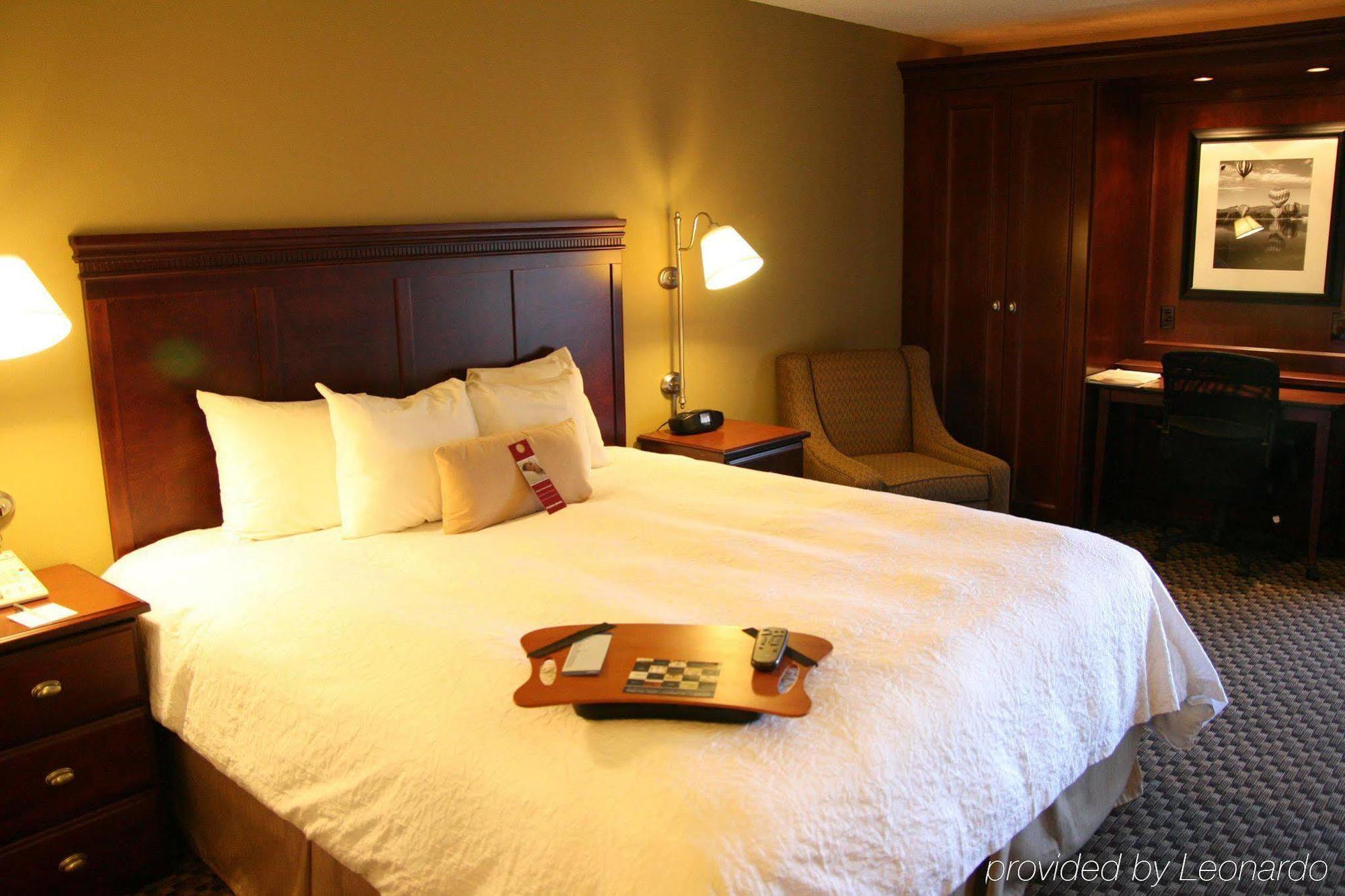 Spark By Hilton Colorado Springs I 25 Central Ruang foto