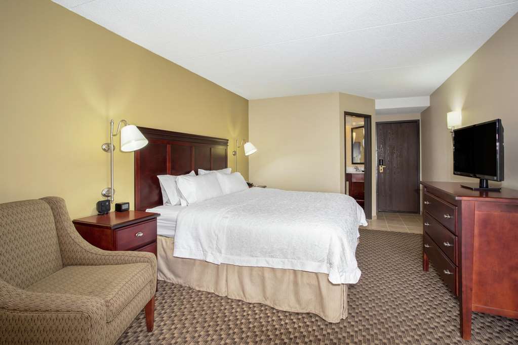 Spark By Hilton Colorado Springs I 25 Central Ruang foto